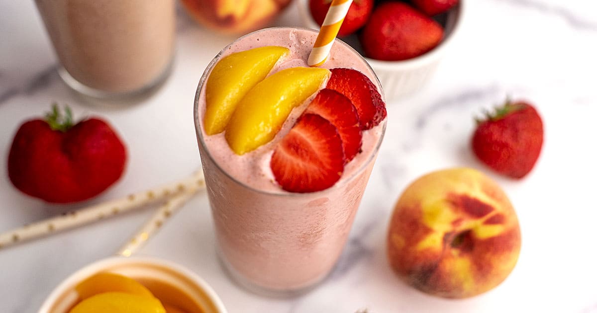 Strawberry Peach Smoothie Without Yogurt